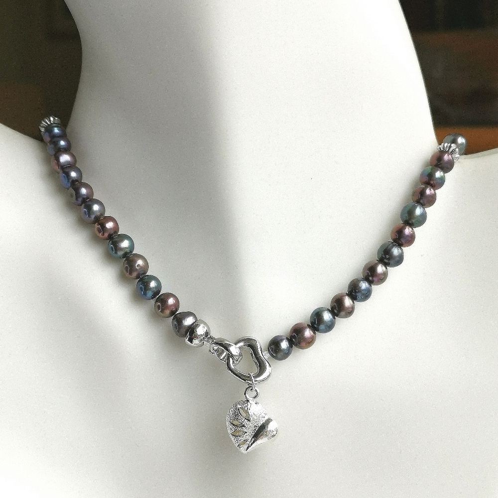 Freshwater Peacock Pearl Necklace with Sterling Silver Charm Pendant  🆕